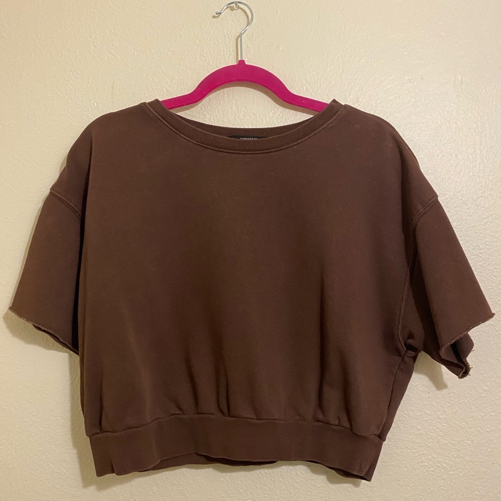 brown sweatshirt top🧸